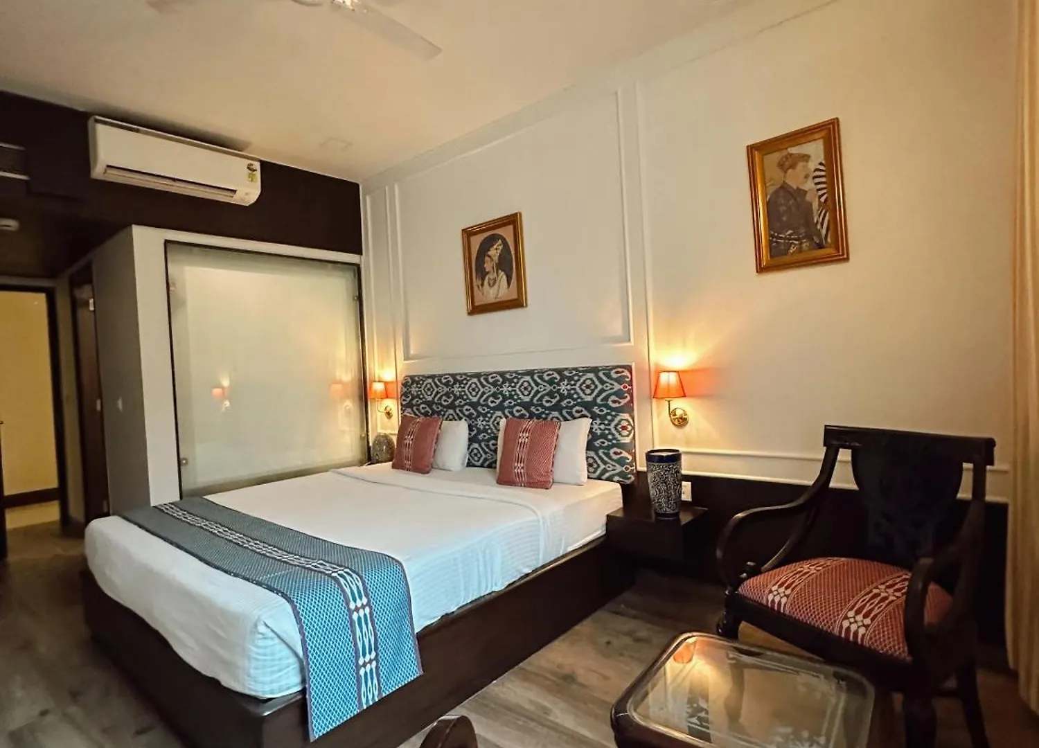 Hotel Atulyaa Taj Agra  Agra (Uttar Pradesh)