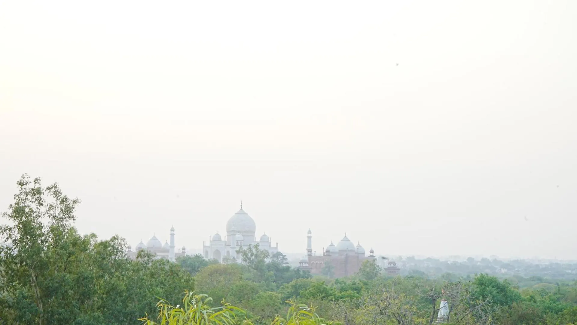 Hotel Atulyaa Taj Agra