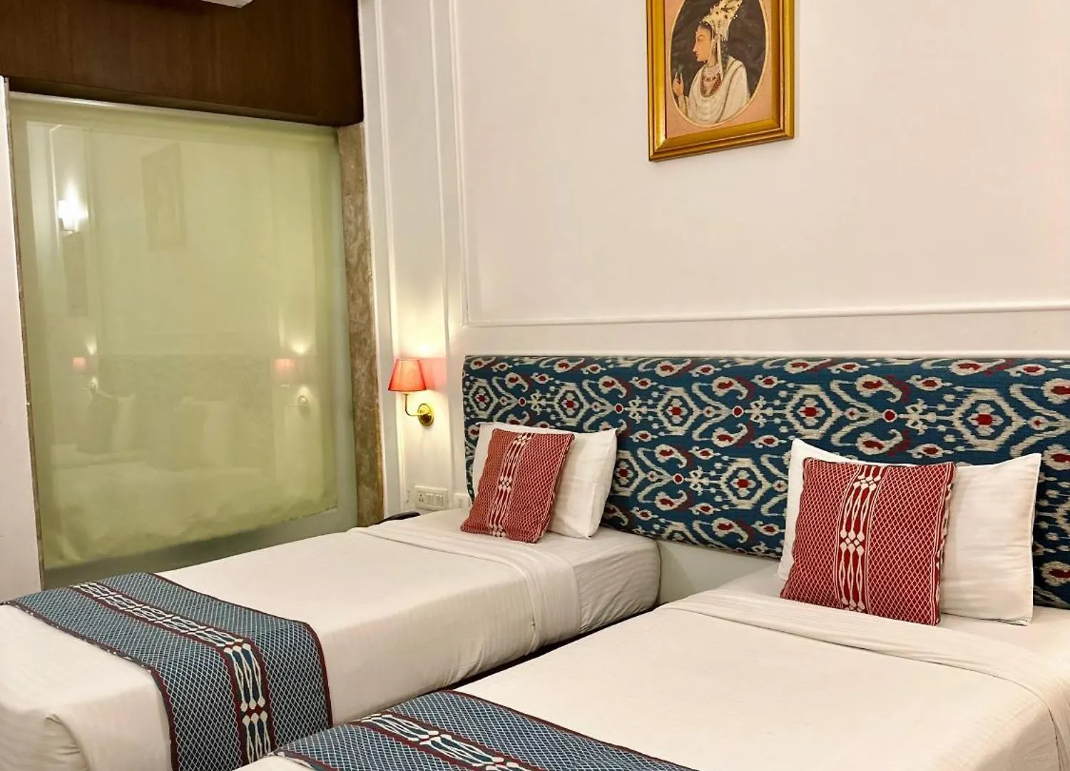 Hotel Atulyaa Taj Agra  Agra (Uttar Pradesh)