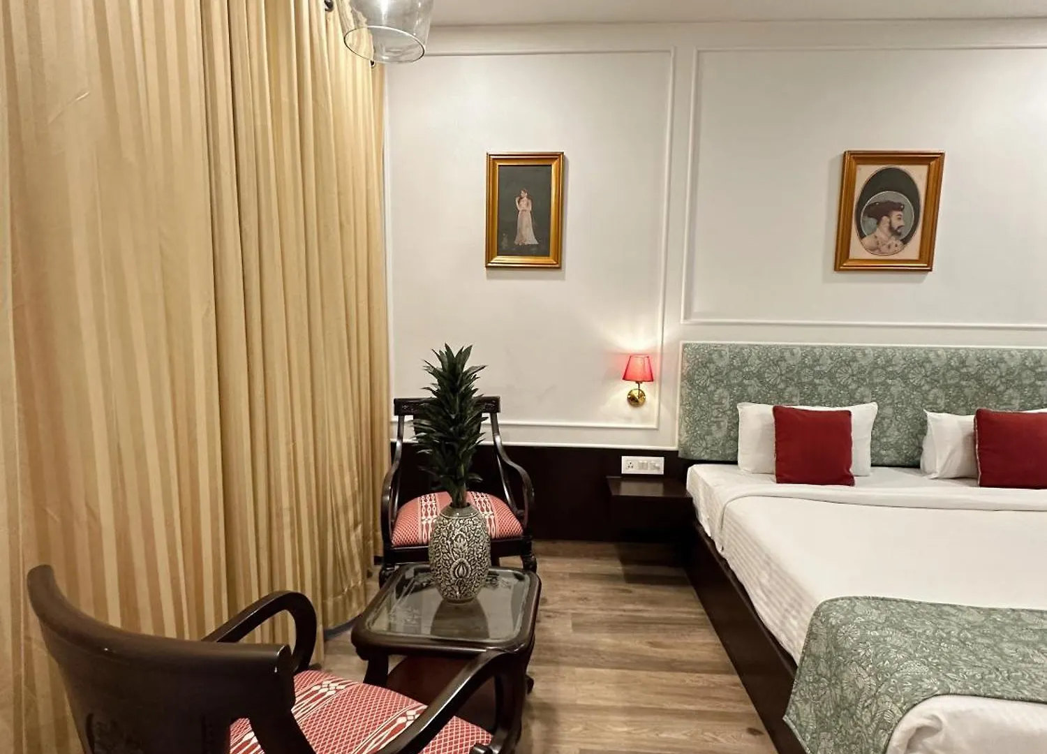 Hotel Atulyaa Taj Agra   Agra (Uttar Pradesh)